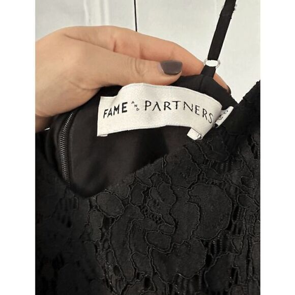 Fame and Partners Lupin Black Lace Maxi Gown with Slit in Size 8 - Picture 7 of 9